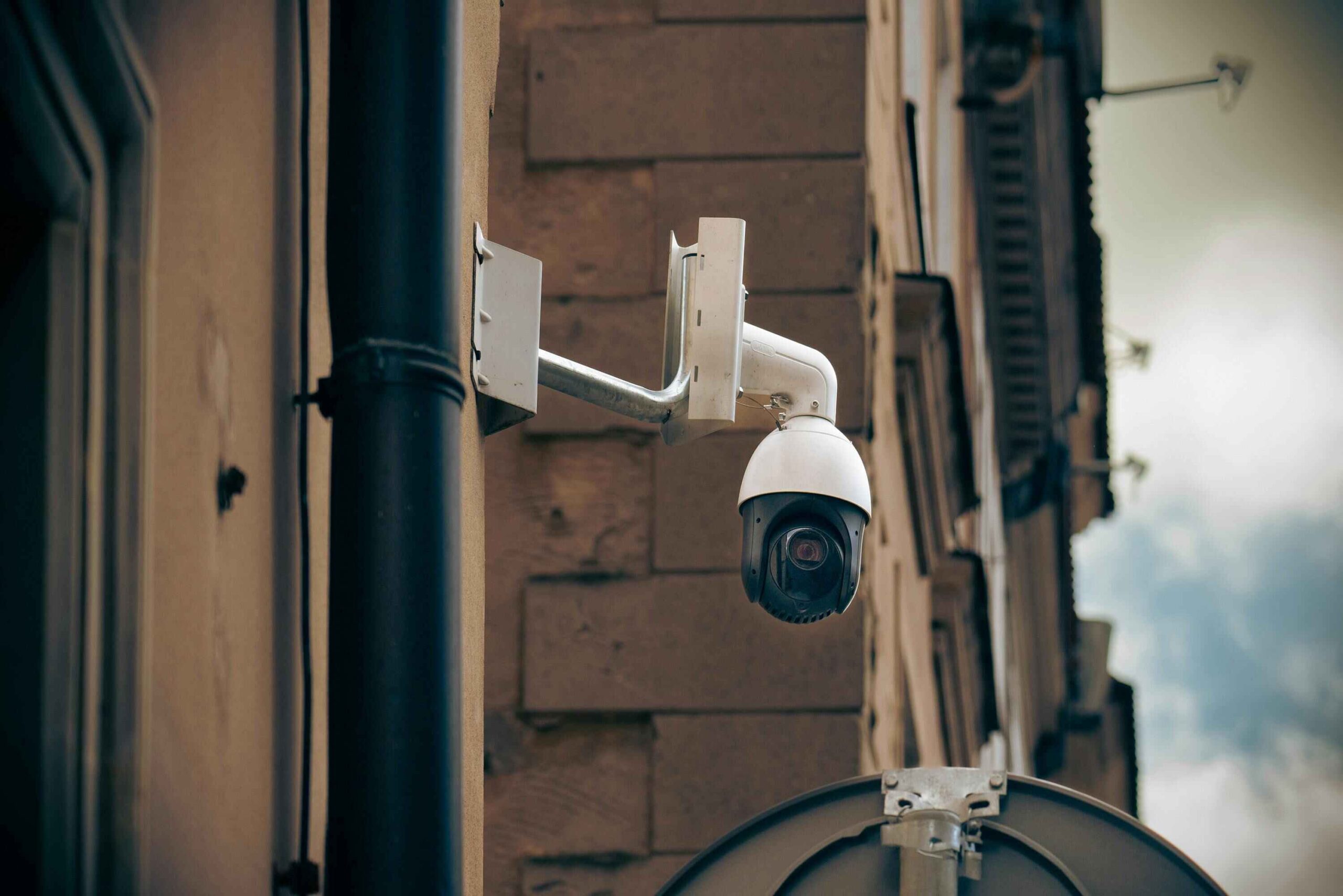 How Security Camera Systems Work and Their Benefits